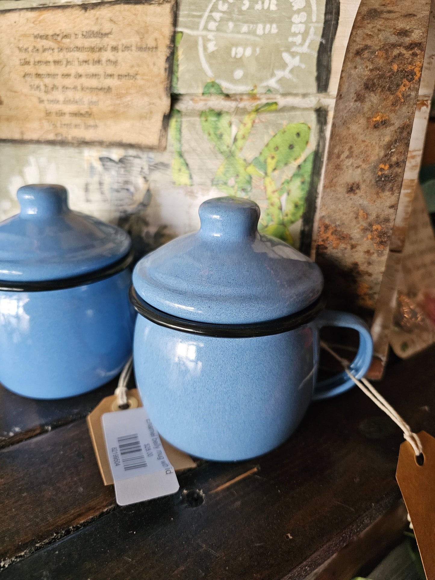 Enamel belly mug with lid